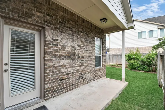 $3,250 | 6315 Bain Drive, Missouri City, TX 77459