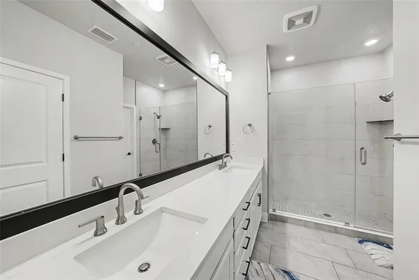 $675,000 | 2511 North Grady Avenue, Unit 26, Tampa, FL 33607