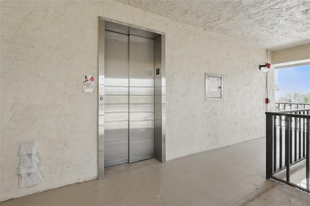 2220 Stickney Point Road, Unit 531 Sarasota, FL 34231 - Photo 18 of 25