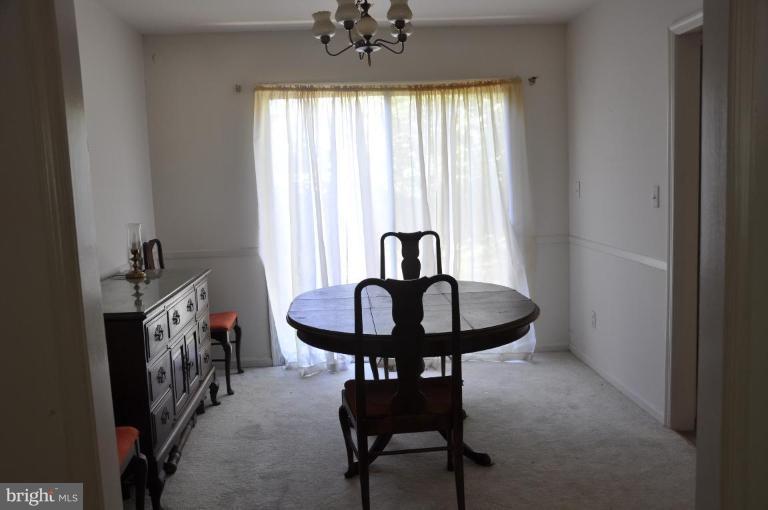8239 Forrester Boulevard Springfield, VA 22152 - Photo 4 of 12 Dining Room