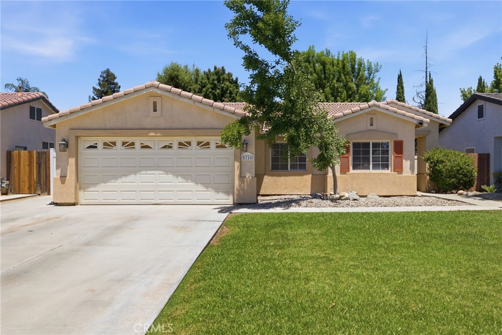 5716 March Meadows Way Bakersfield, CA 93313 - Photo 3 of 47