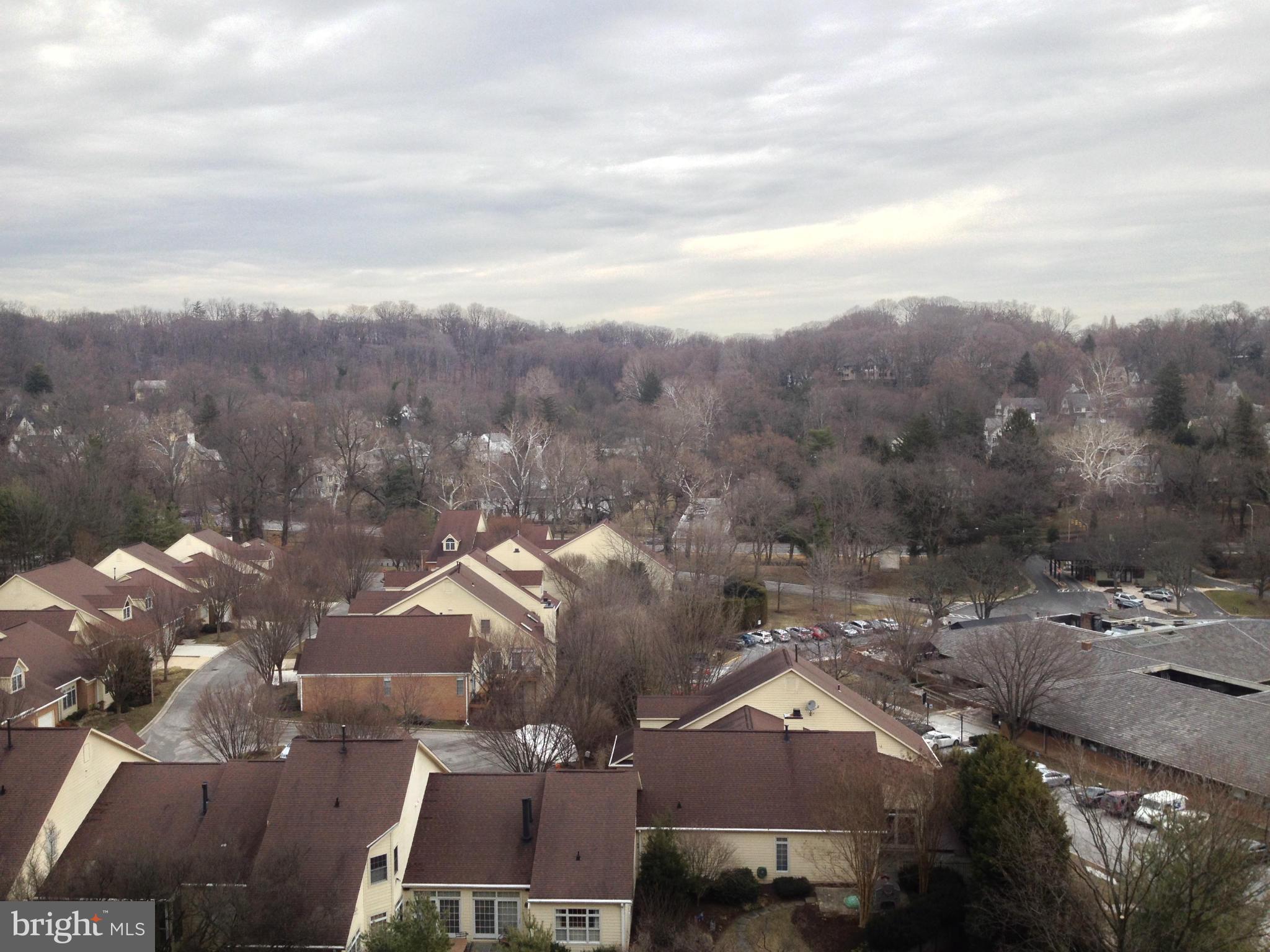 111 Hamlet Hill Road, Unit 902 Baltimore, MD 21210 - Photo 28 of 30 an aerial view of multiple house