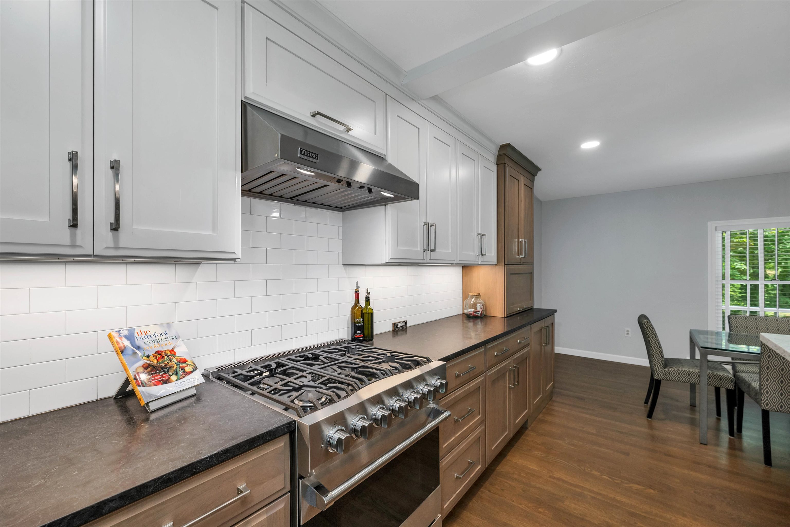 292 Forest Road Wolfeboro, NH 03894 - Photo 11 of 36 Gallery Image 11