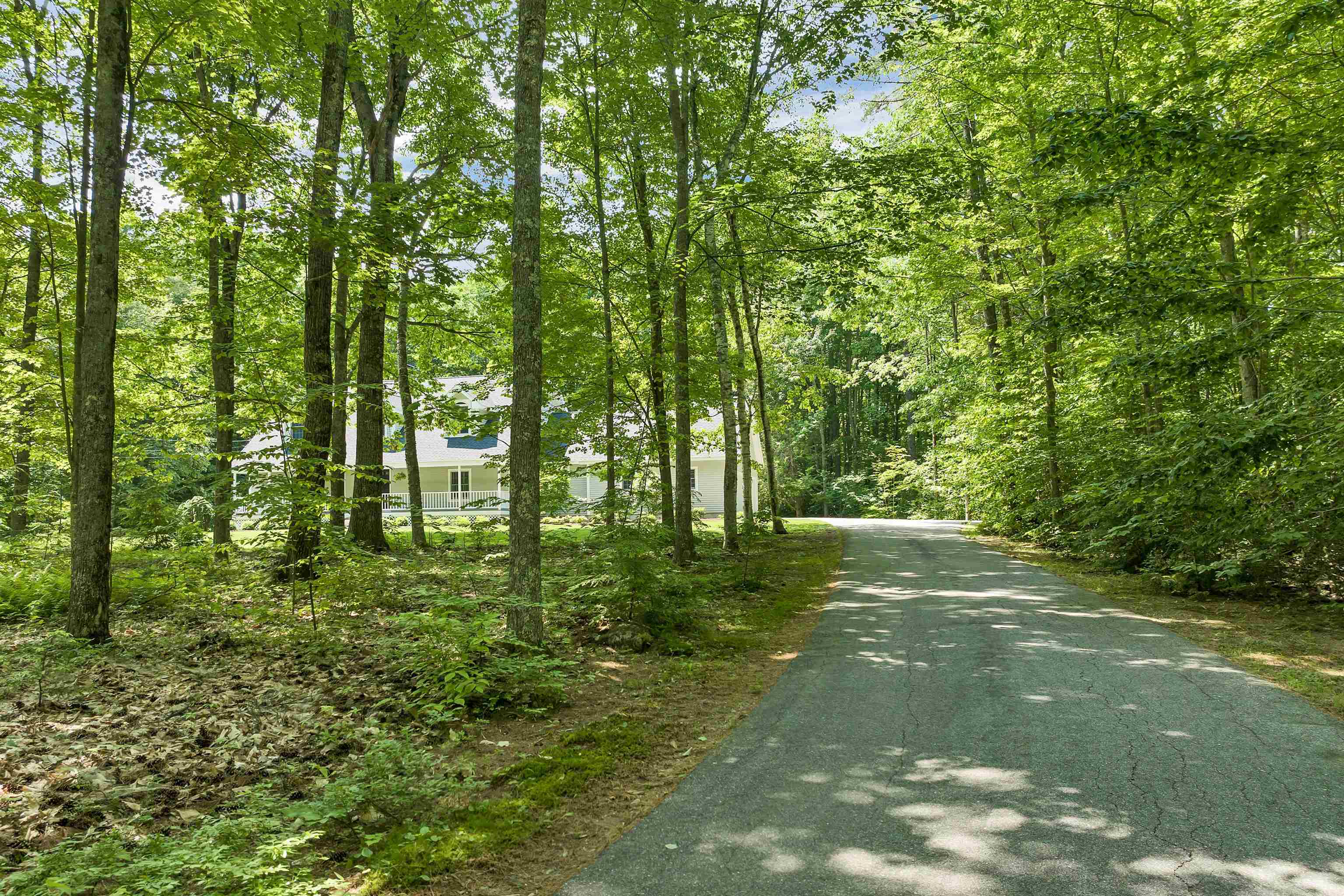 292 Forest Road Wolfeboro, NH 03894 - Photo 6 of 36 Gallery Image 6