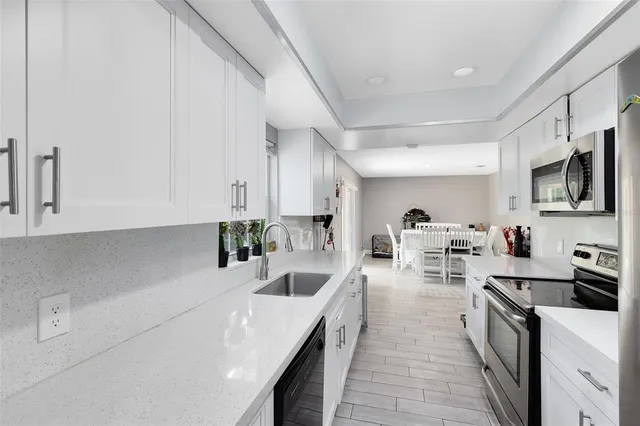 $365,000 | 7741 Pine Hollow Court, Orlando, FL 32822