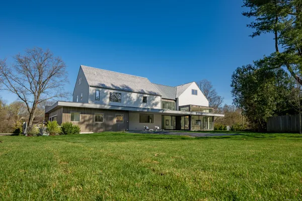 $45,000 | 14 5 Mile River Road, Darien, CT 06820