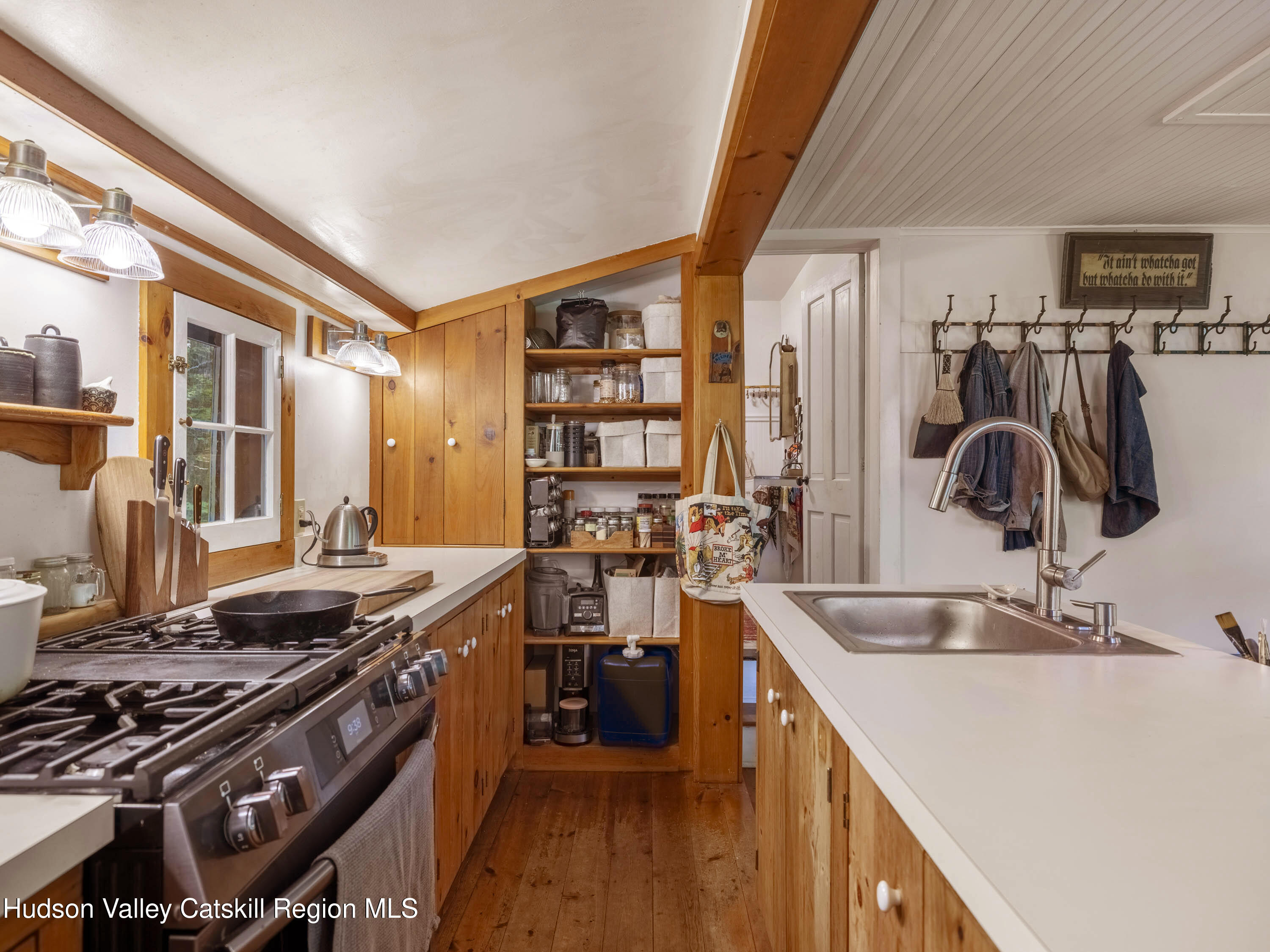 423 Samsonville Road Kerhonkson, NY 12446 - Photo 6 of 25 photo_online_010
