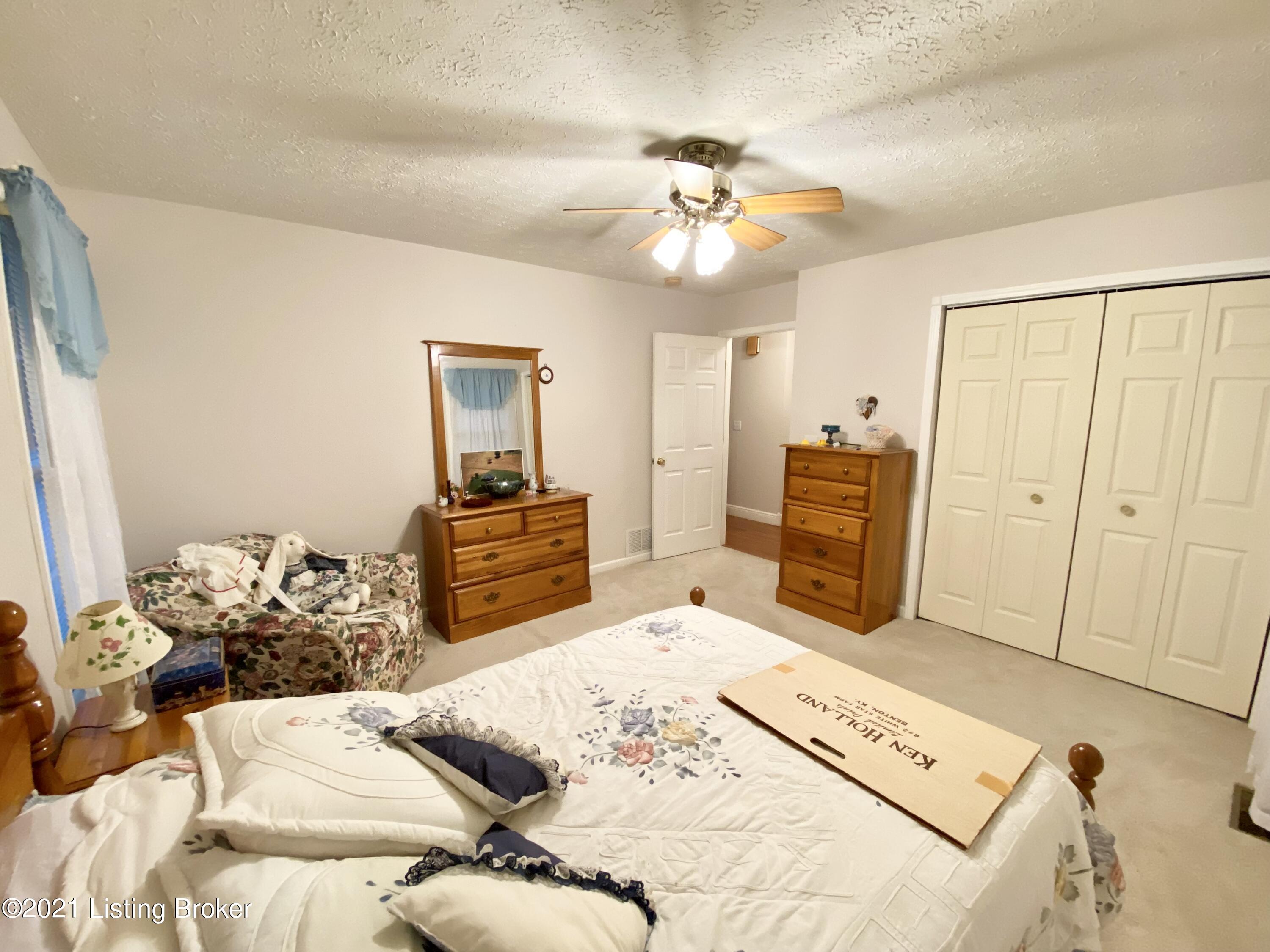 983 Shrewsbury Road Leitchfield, KY 42754 - Photo 33 of 38 35