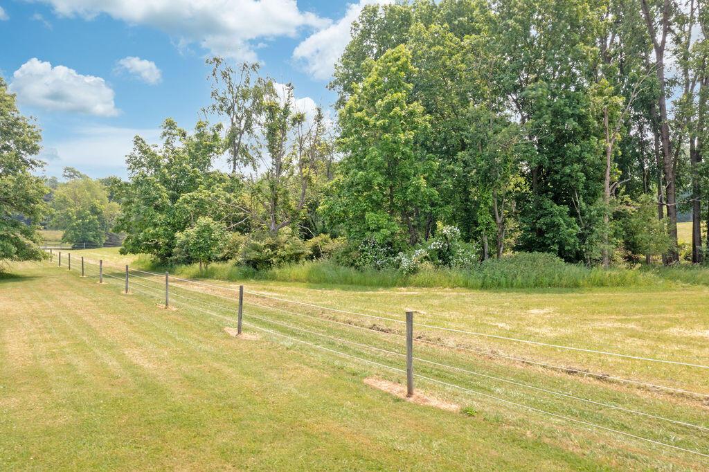 1707 Lexington Ontario Road Mansfield, OH 44904 - Photo 13 of 81 1707LexingtonOntarioRoadExt_Hommati102(1