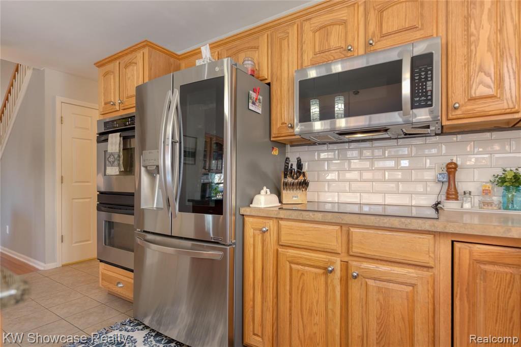 6559 Steamboat Springs Drive White Lake, MI 48383 - Photo 17 of 44