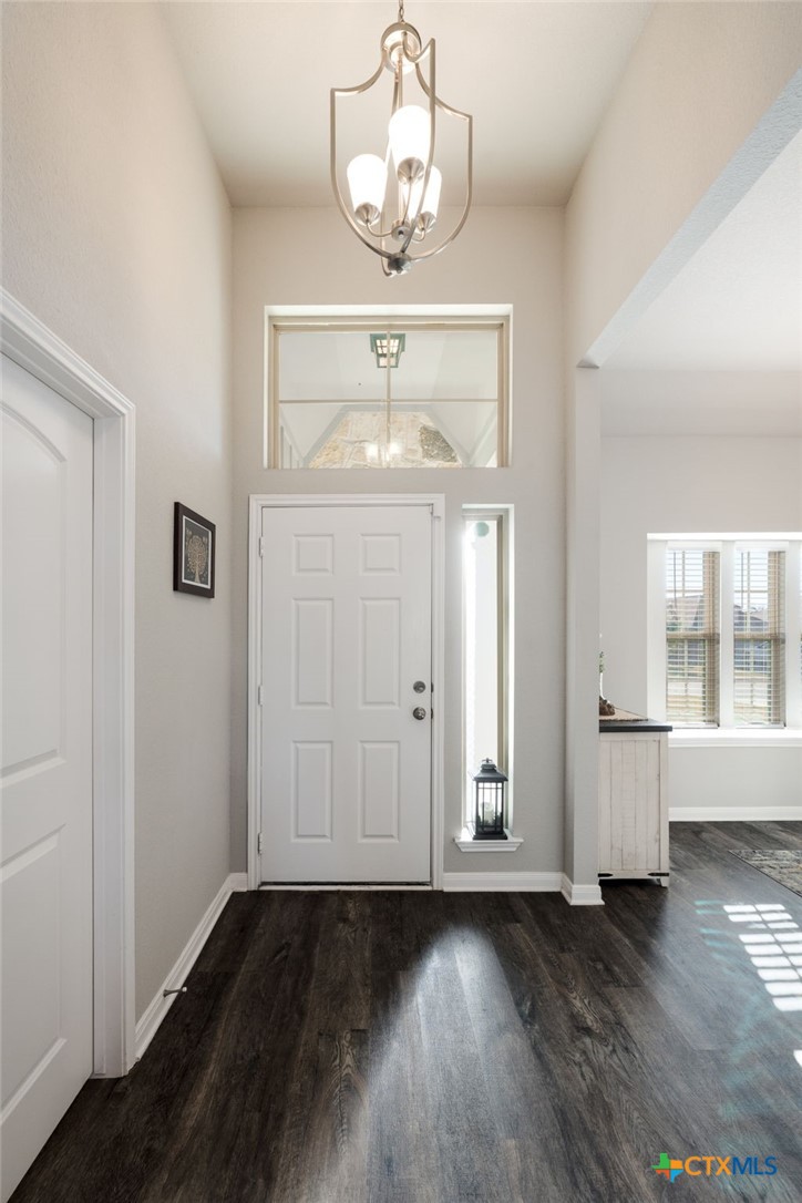 1612 Crooked Tree Drive Temple, TX 76502 - Photo 3 of 29