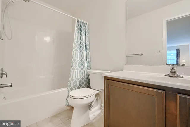 $325,000 | 29210 Shady Creek Lane, Unit 18, Dagsboro, DE 19939