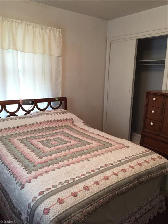 1414 Cook Street High Point, NC 27262 - Photo 7 of 11