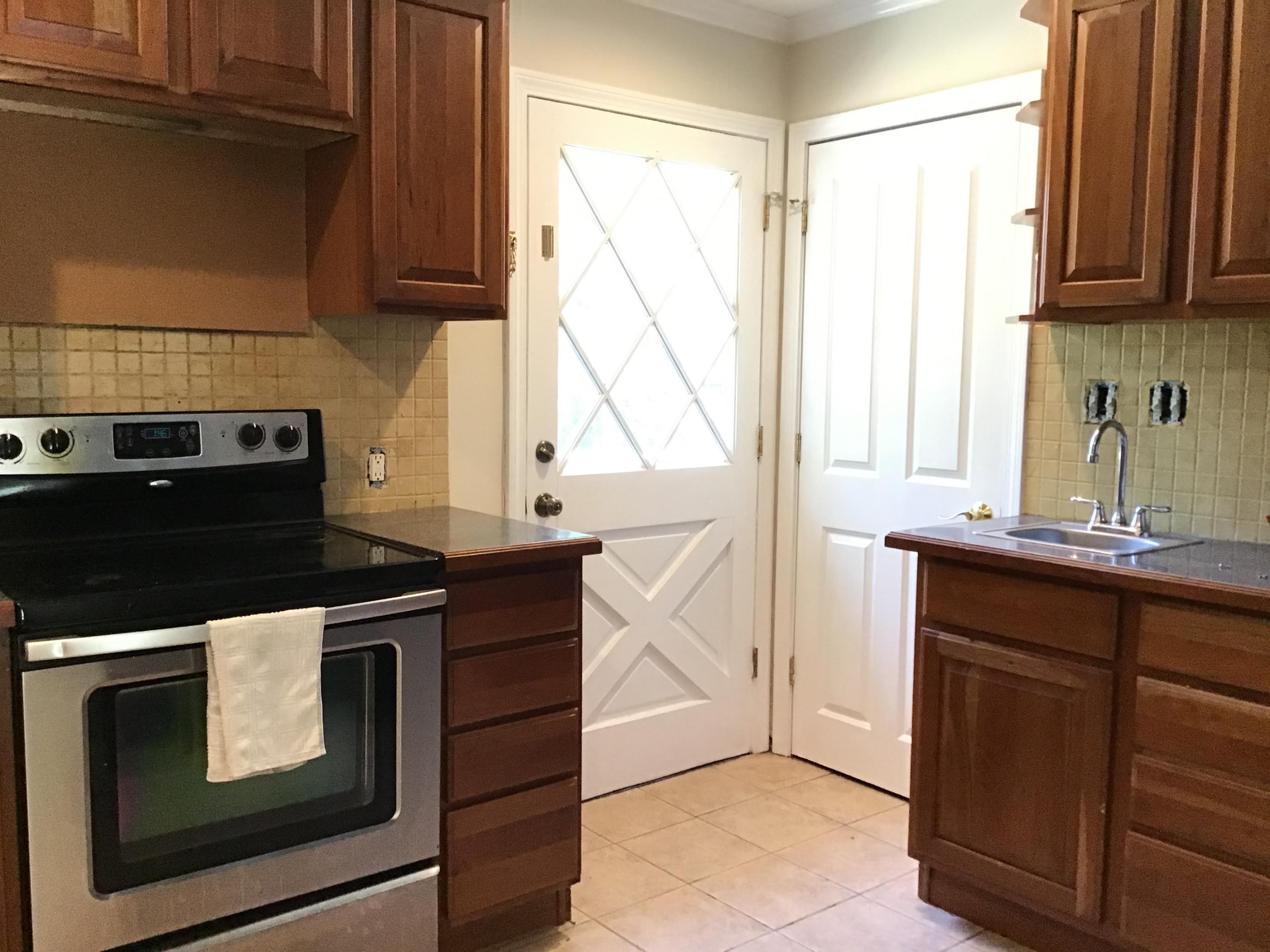 26 Matheson Road Brewster, MA 02631 - Photo 4 of 27 IMG_1521