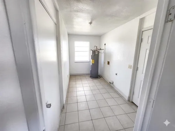 $200,000 | 305 Sierra Vista Drive, Chico, TX 76431