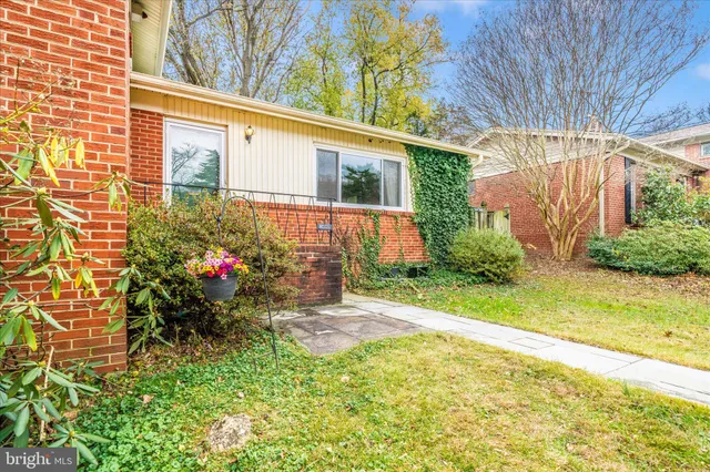 $4,895 | 3906 Montrose Drive, Chevy Chase, MD 20815