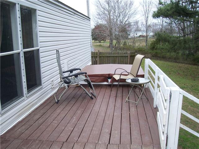 97 Ridgeway McEwen, TN 37101 - Photo 14 of 20 Gallery Image 14