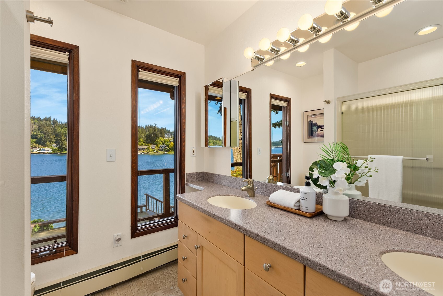 1678 Northeast Jacobson Road Poulsbo, WA 98370 - Photo 22 of 40