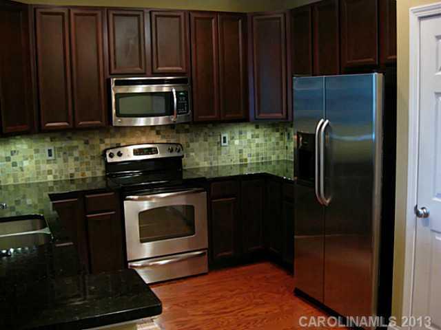 1000 East Woodlawn Road, Unit 413 Charlotte, NC 28209 - Photo 2 of 15