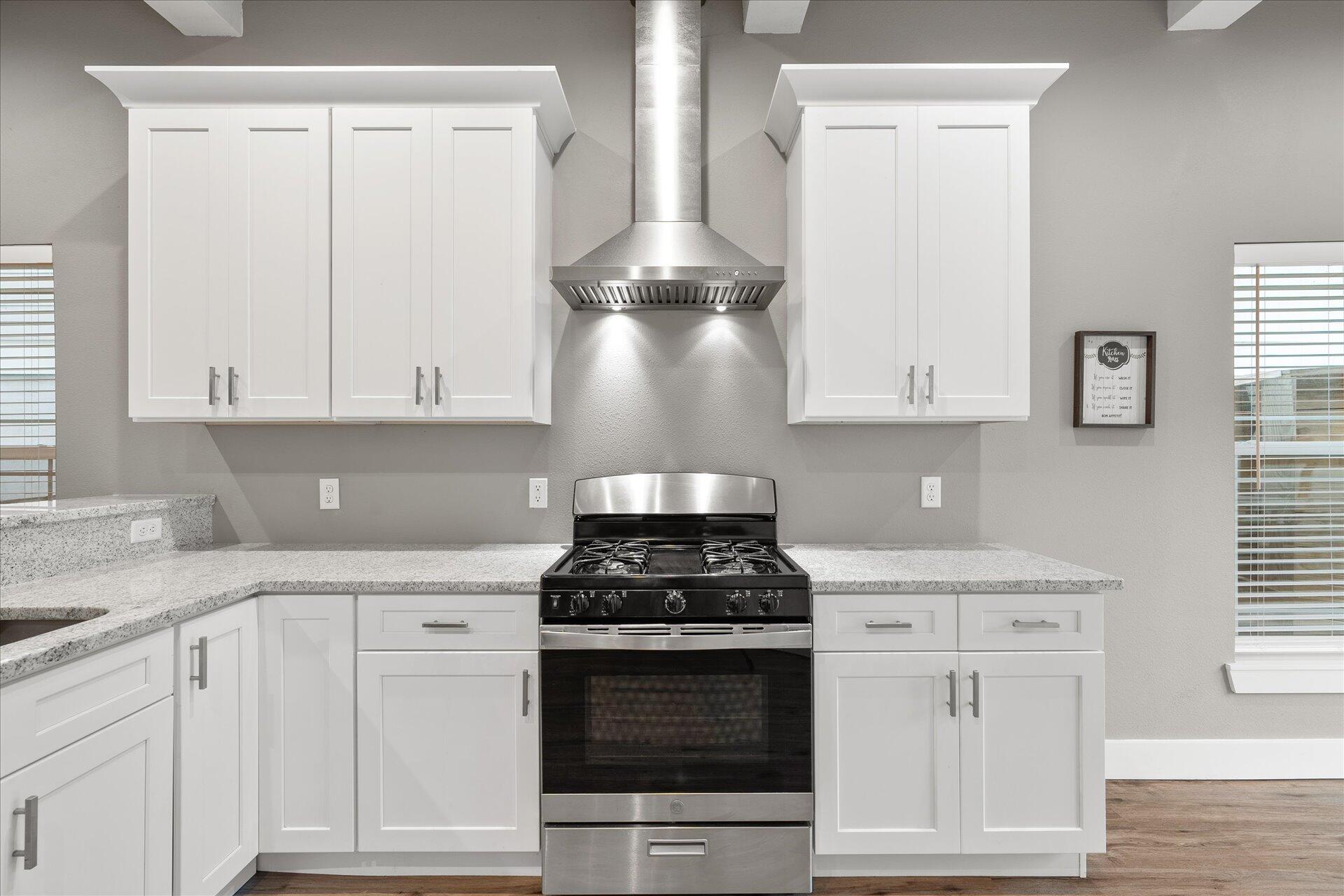 411 Hideaway Lane Niceville, FL 32578 - Photo 5 of 37 Chefs style kitchen