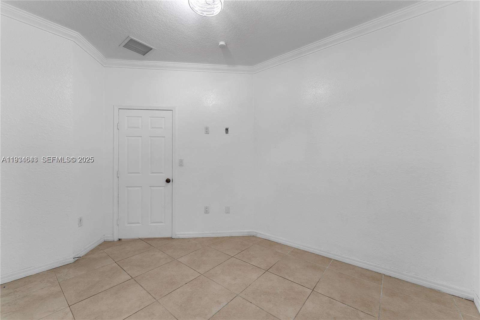 15519 Southwest 182nd Lane Miami, FL 33187 - Photo 21 of 39