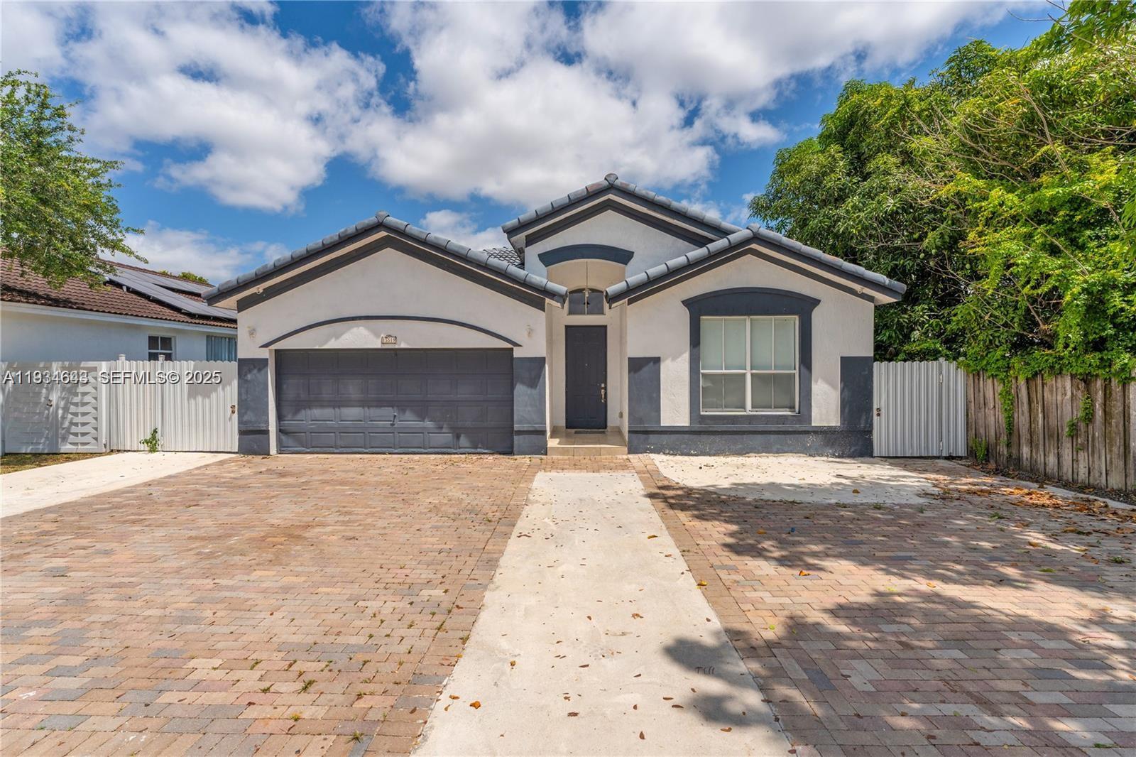 15519 Southwest 182nd Lane Miami, FL 33187 - Photo 9 of 39