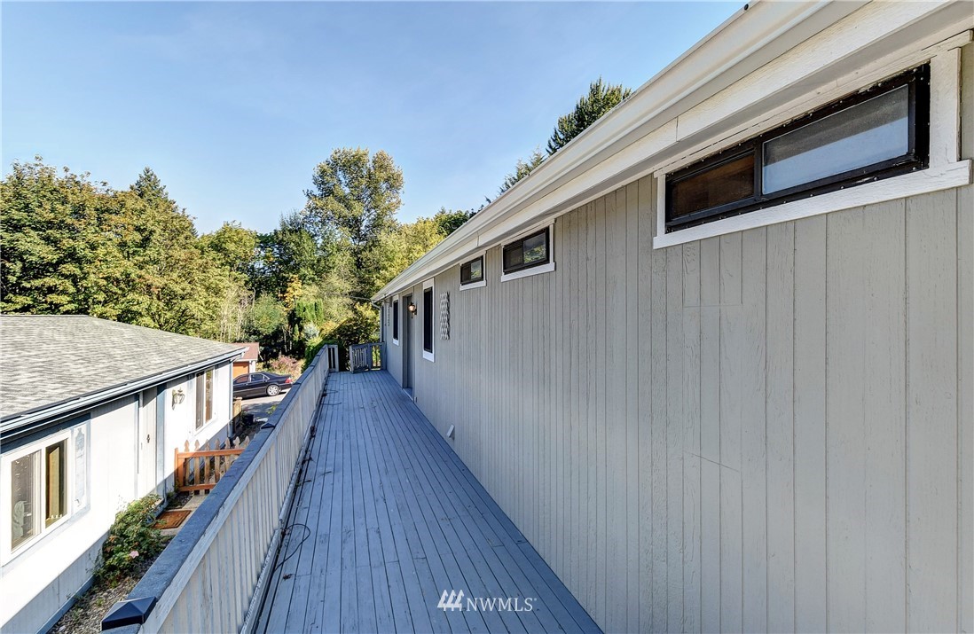 17225 119th Avenue Northeast Bothell, WA 98011 - Photo 19 of 24