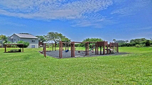 $2,000 | 10 Crossings Circle, Unit G, Boynton Beach, FL 33435