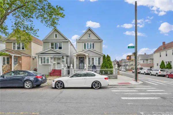 $879,000 | 110-19 103rd Avenue | South Richmond Hill