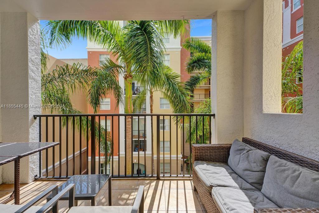 17100 North Bay Road, Unit 1511 Sunny Isles Beach, FL 33160 - Photo 17 of 71