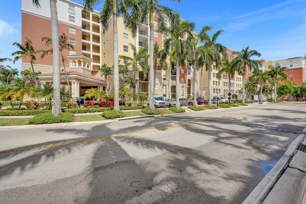 17100 North Bay Road, Unit 1511 Sunny Isles Beach, FL 33160 - Photo 20 of 71