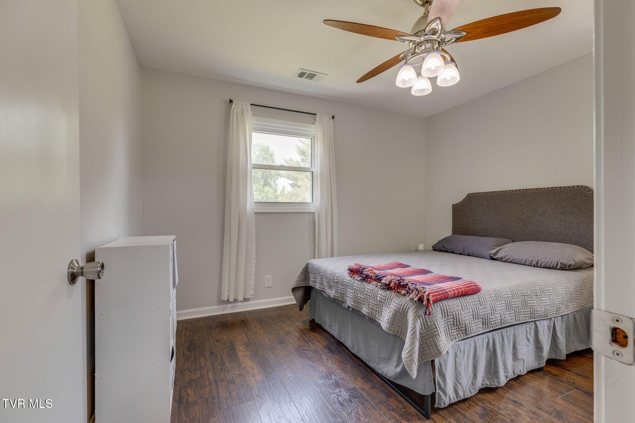113 Harrell Road Johnson City, TN 37604 - Photo 14 of 36 013