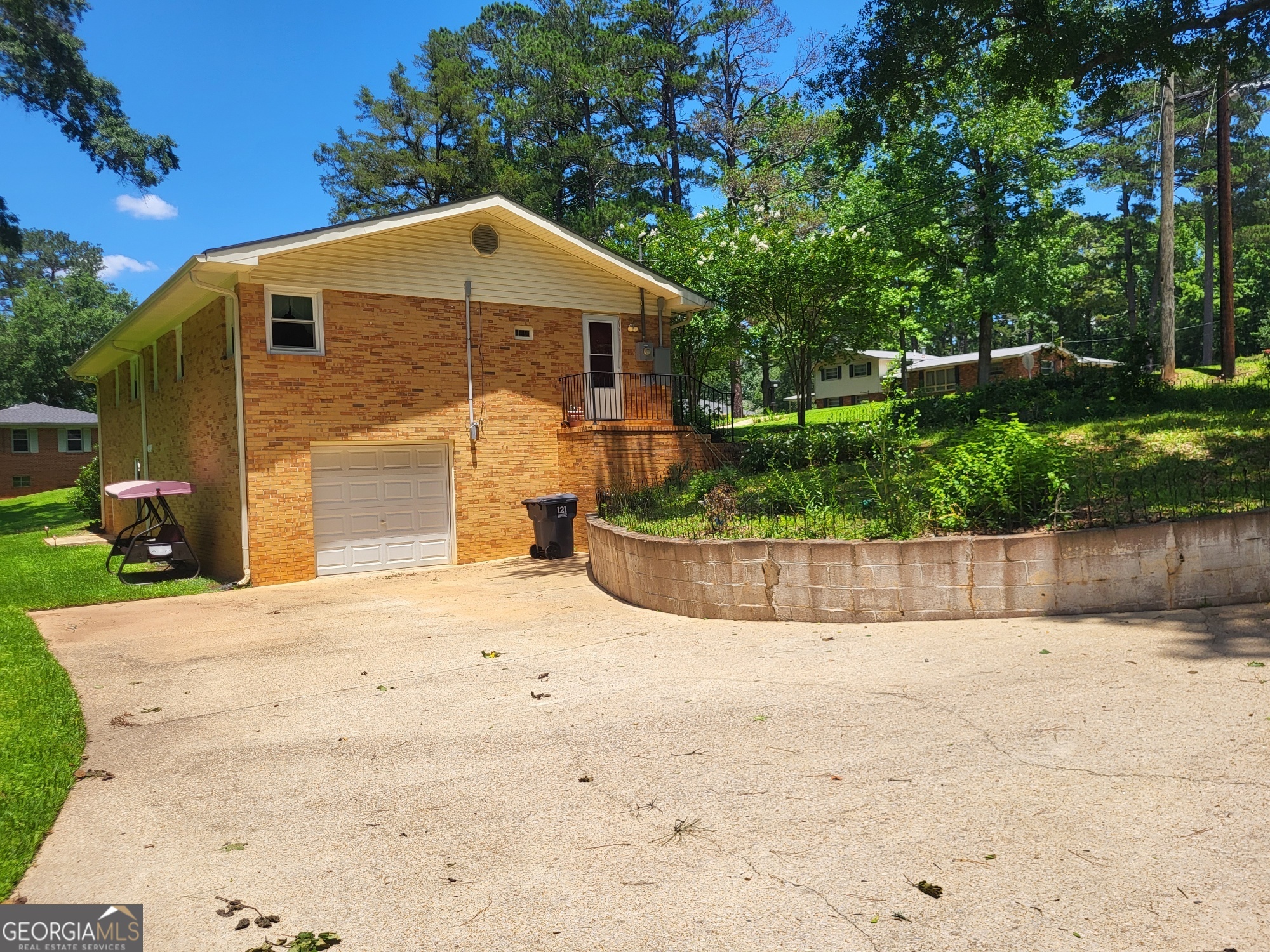 2503 14th Avenue Valley, AL 36854 - Photo 4 of 32
