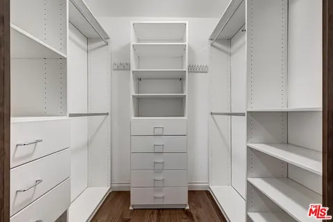 a view of walk in closet