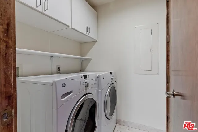 $1,595,000 | 300 North Swall Drive, Unit 106, Beverly Hills, CA 90211