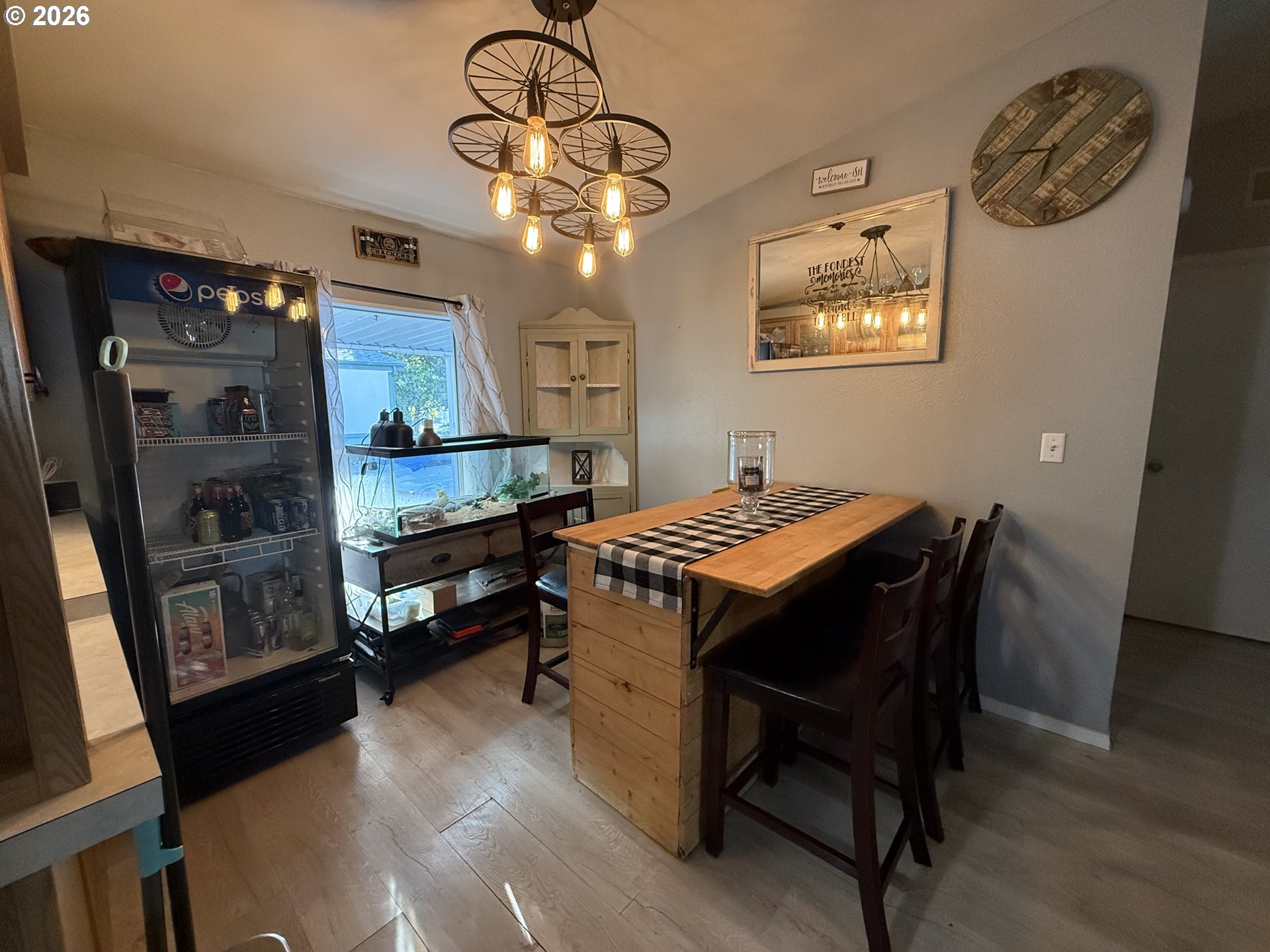 134 Anne Avenue Winston, OR 97496 - Photo 11 of 26 Dining Room