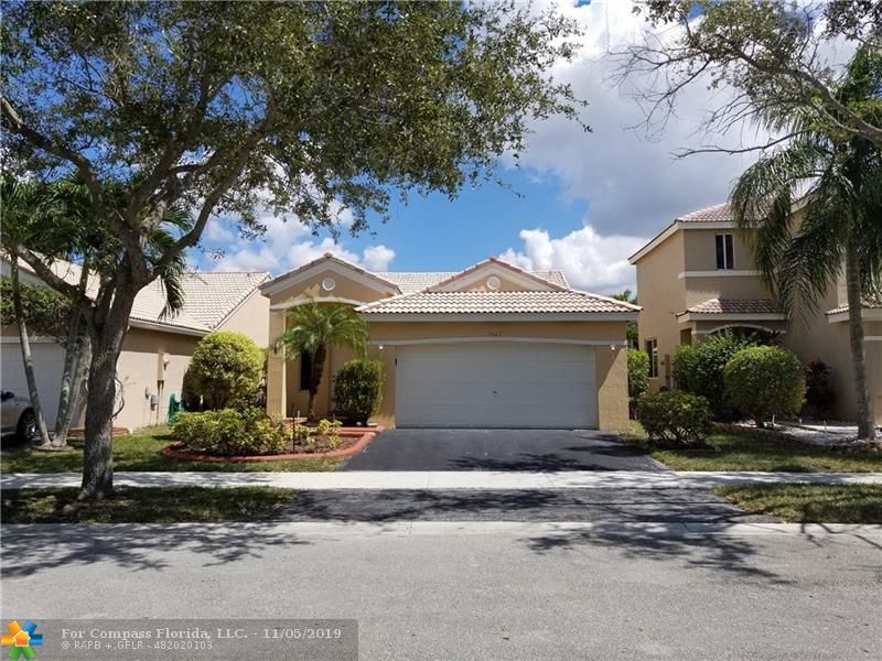1527 Palermo Drive Weston, FL 33327 - Photo 1 of 16