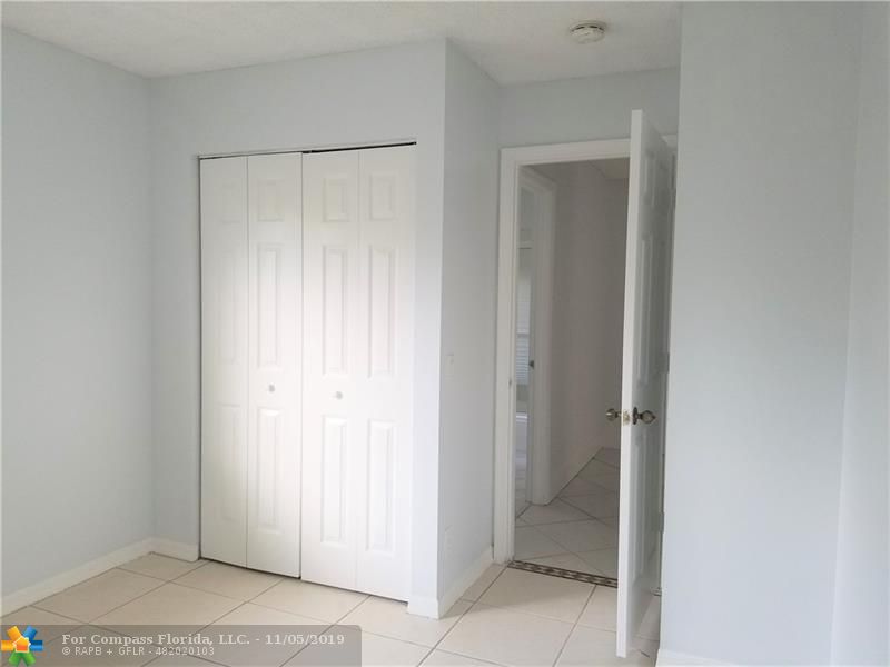 1527 Palermo Drive Weston, FL 33327 - Photo 12 of 16 3rd bedroom