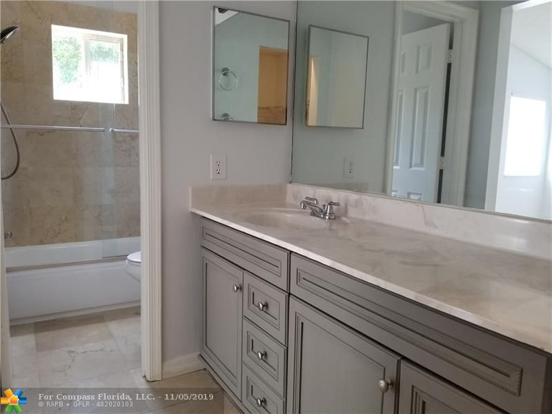 1527 Palermo Drive Weston, FL 33327 - Photo 8 of 16 master bathroom