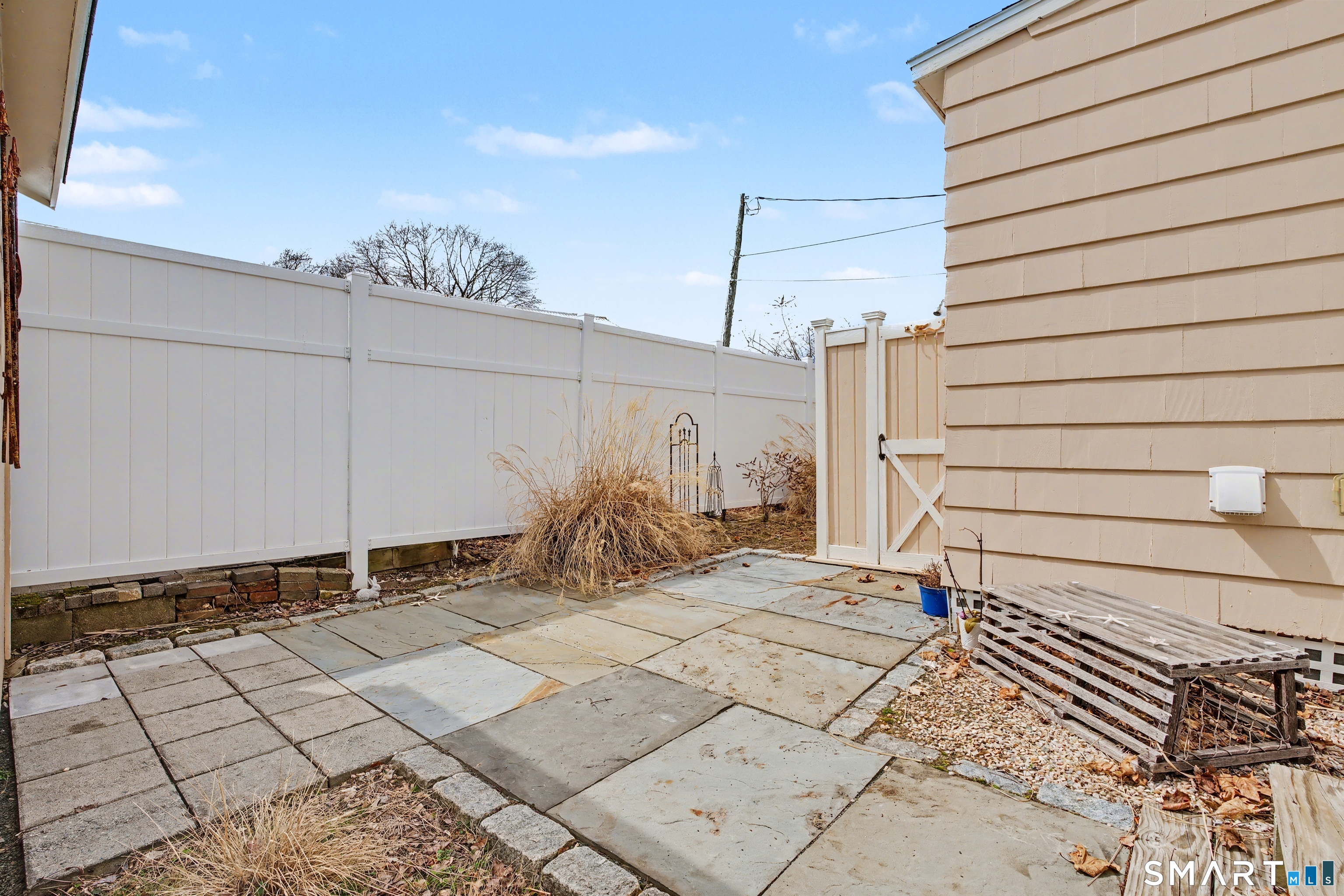 26 North Street Madison, CT 06443 - Photo 30 of 33 a view of a backyard