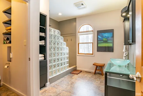 $697,000 | 3504 South Ashwood Drive, Bloomington, IN 47401