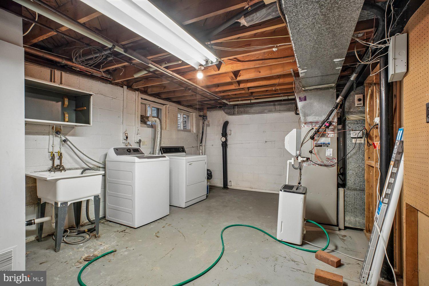 8933 Burke Lake Road Springfield, VA 22151 - Photo 38 of 47 Lower Level Laundry Room