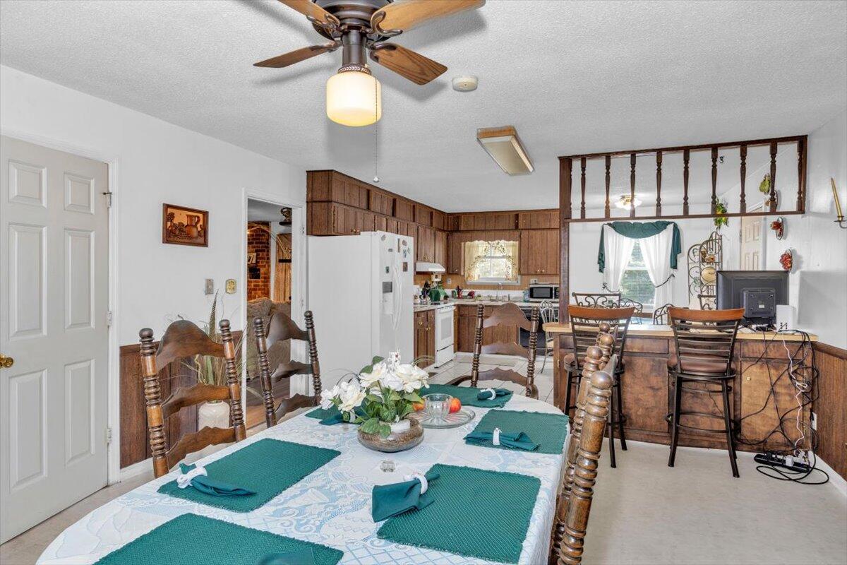 7025 Rance Perry Road Appling, GA 30802 - Photo 50 of 71 dining room