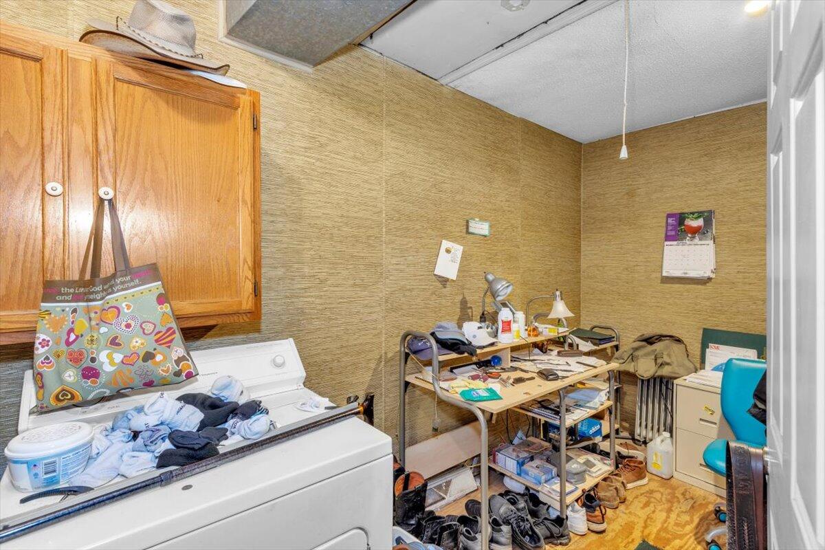 7025 Rance Perry Road Appling, GA 30802 - Photo 66 of 71 laundry room