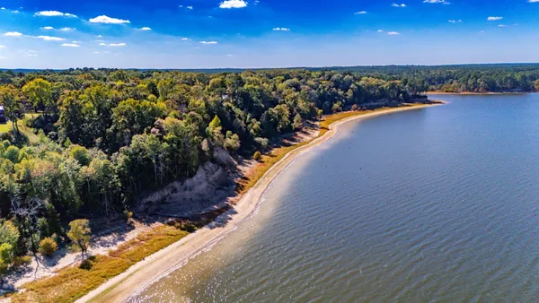 $769,000 | 169 Cheyenne Road, Huntington, TX 75949