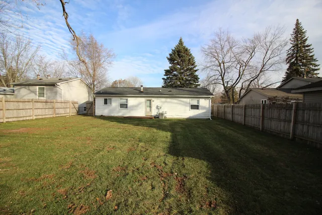$165,000 | 15756 Woodmont Street, Romulus, MI 48174