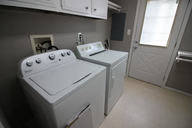 $165,000 | 15756 Woodmont Street, Romulus, MI 48174