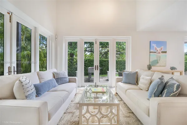 $22,000 | 2449 South Bayshore Drive, Miami, FL 33133