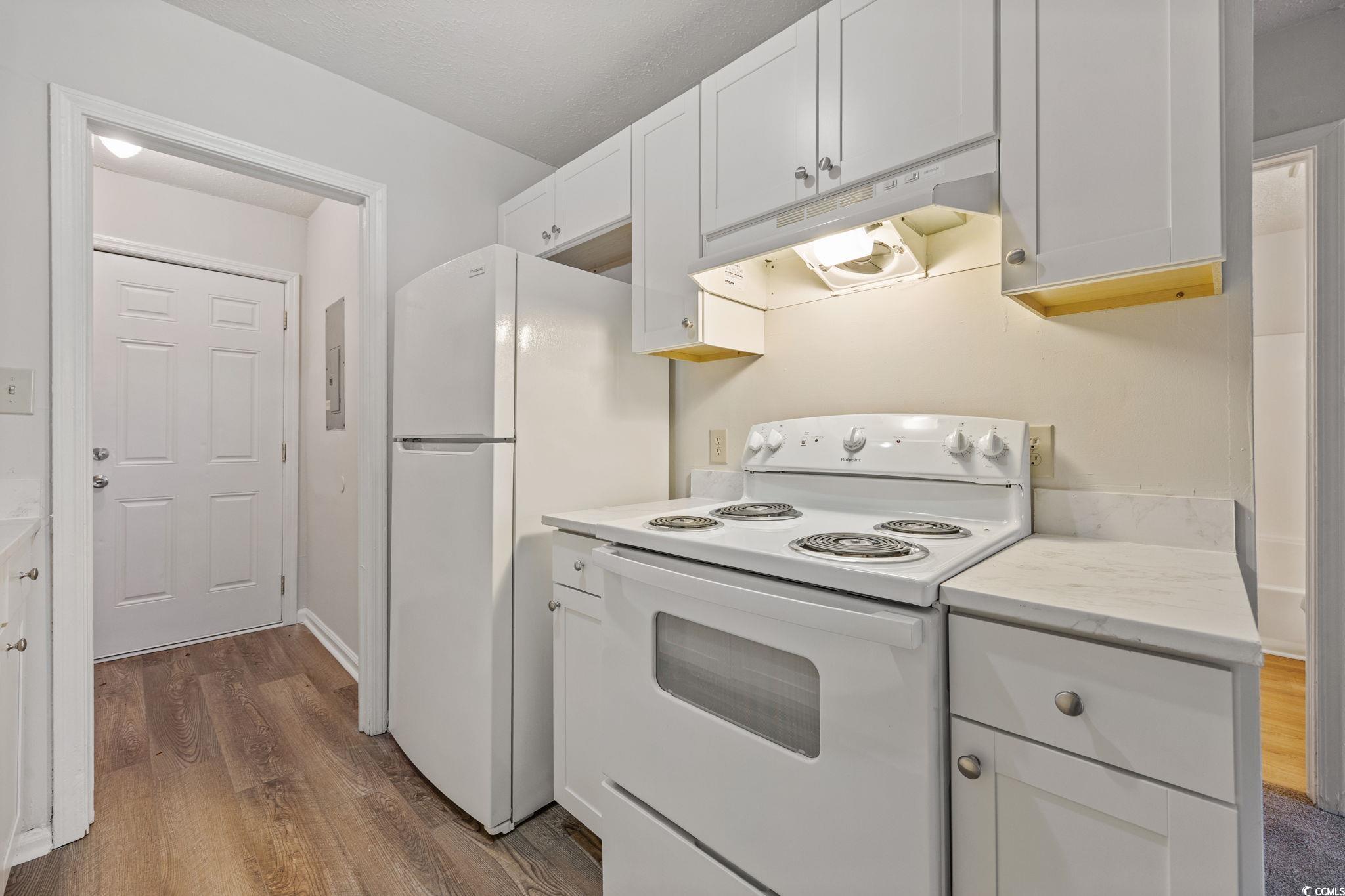 209 Cedar Street Myrtle Beach, SC 29577 - Photo 9 of 23