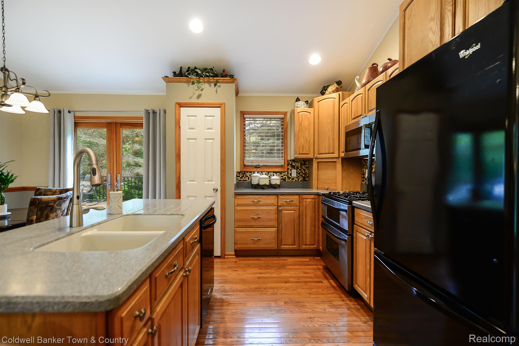 9519 Silver Lake Road Linden, MI 48451 - Photo 7 of 43 Gallery Image 7